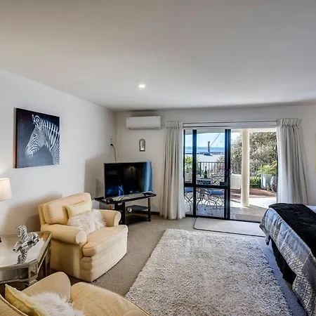 Maison Blue - Chic Garden Apartment Napier Exterior foto
